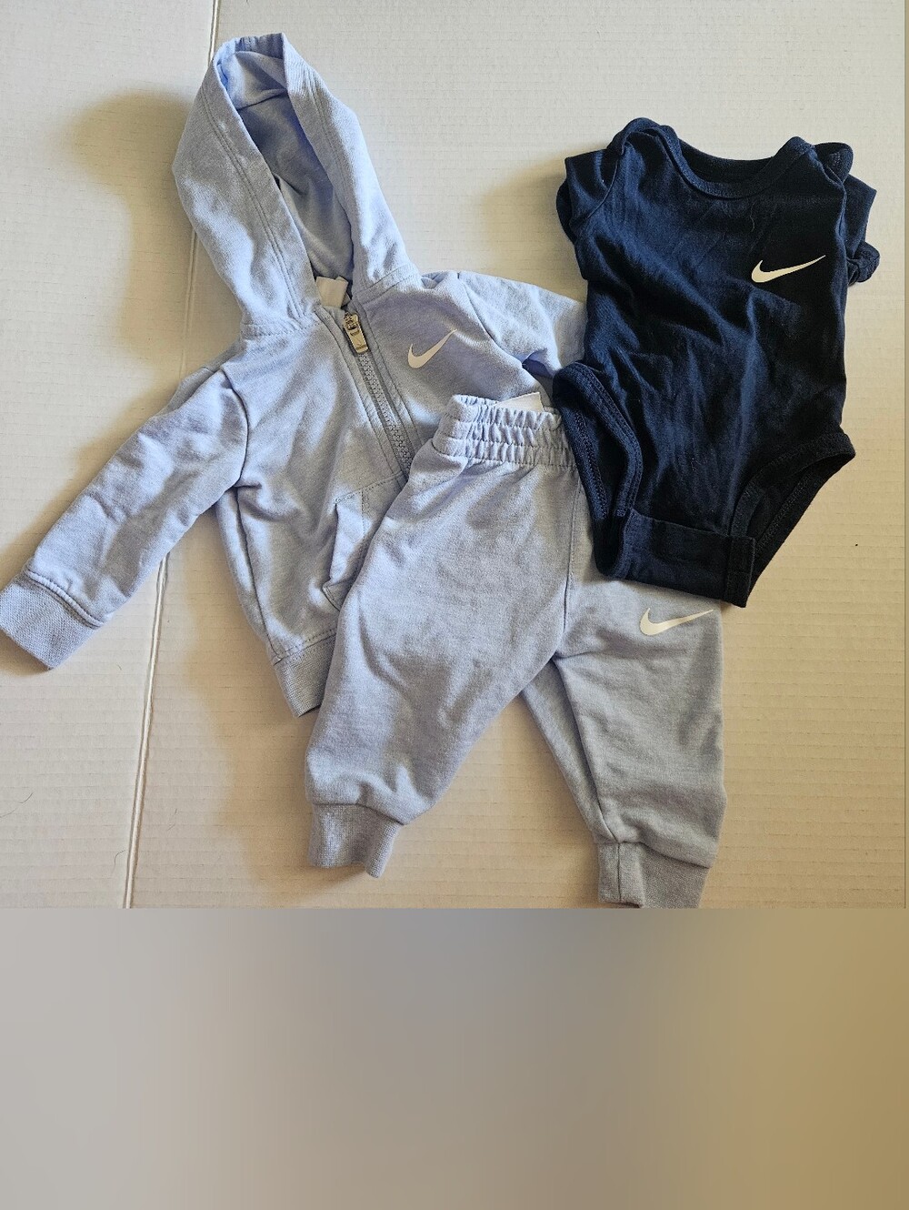 Nike Baby 3-Piece Hoodie Set in Light Blue & Navy (Newborn)